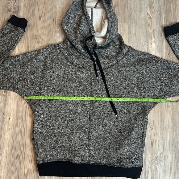 GUC BCBGMaxazia Grey/Blk Fleece Lined Bling Drawstring Hoodie, Small - Picture 7 of 12